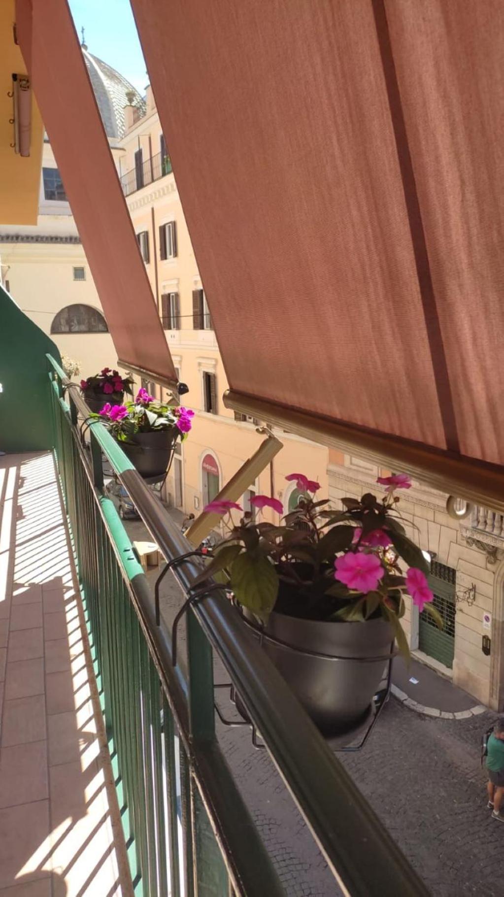 Apartamento La Roma Di Cecilia Exterior foto